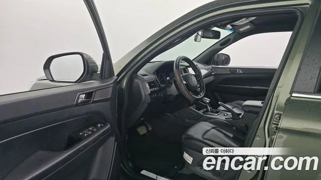 KG_Mobility_Ssangyong Rexton Новый Rexton Sport Дизель 2.2 4WD — Фото автомобиля 10