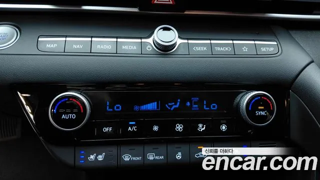 Hyundai Avante CN7 — Фото автомобиля 30