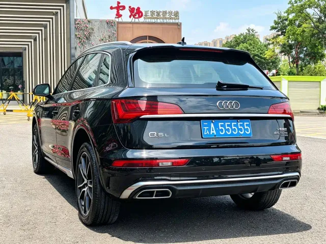 Audi Audi Q5L 2022 45T Luxury Dynamic — Фото автомобиля 9
