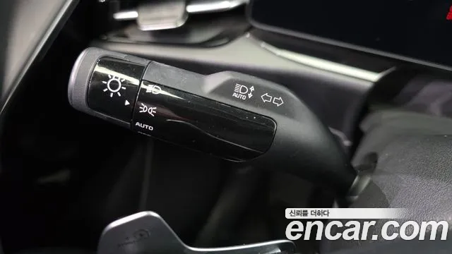Kia Niro — Фото автомобиля 26