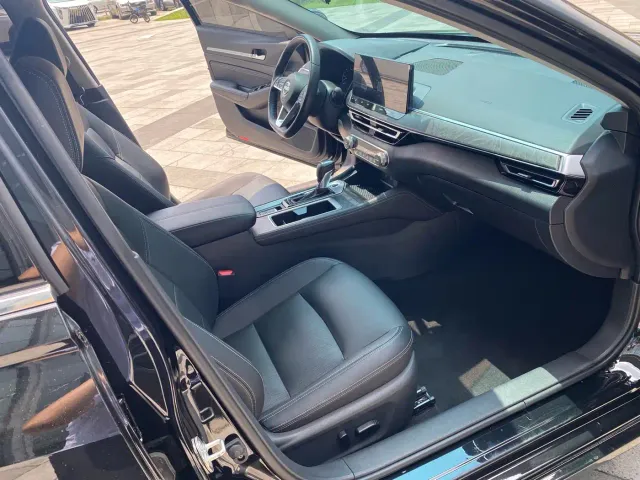 Nissan Teana — Фото автомобиля 9
