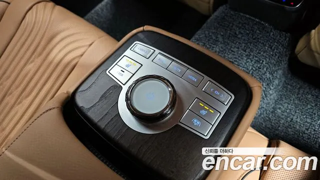Genesis G80 Бензин 2.5 турбо AWD — Фото автомобиля 19