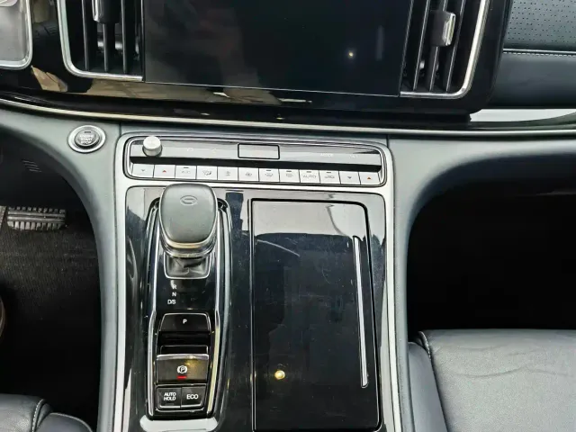 GAC Trumpchi M8 — Фото автомобиля 11