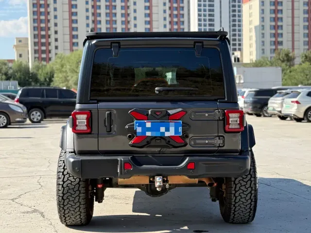 Jeep Wrangler — Фото автомобиля 7