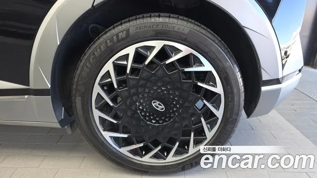 Hyundai Ioniq 5 — Фото автомобиля 6