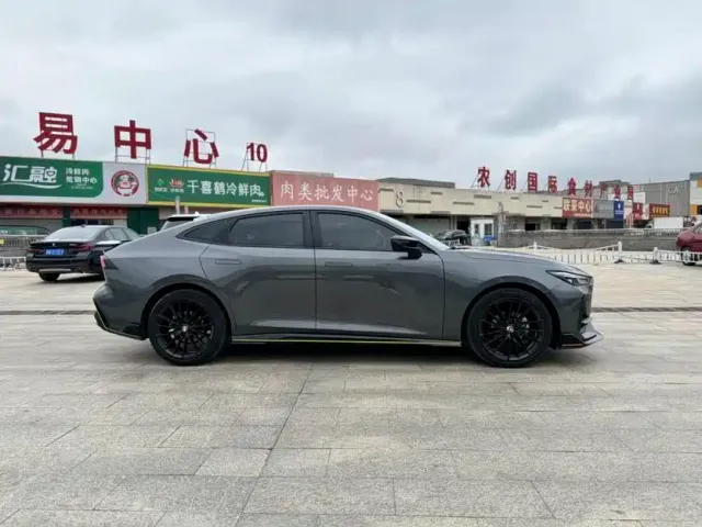 Changan UNI-V — Фото автомобиля 11