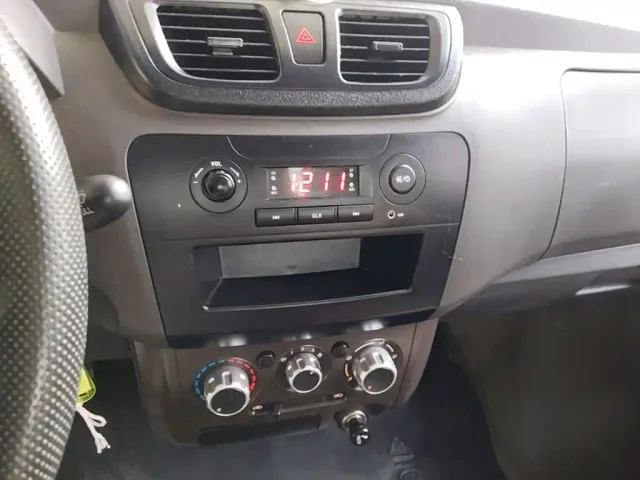 Dongfeng Xiaokang DFSK C31 — Фото автомобиля 12