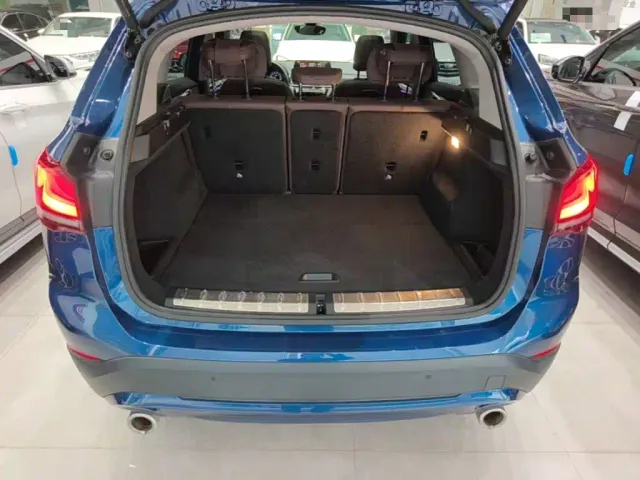 BMW X1 — Фото автомобиля 18