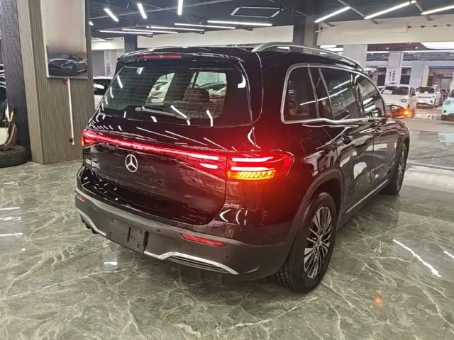 Mercedes-Benz EQB — Фото автомобиля 6