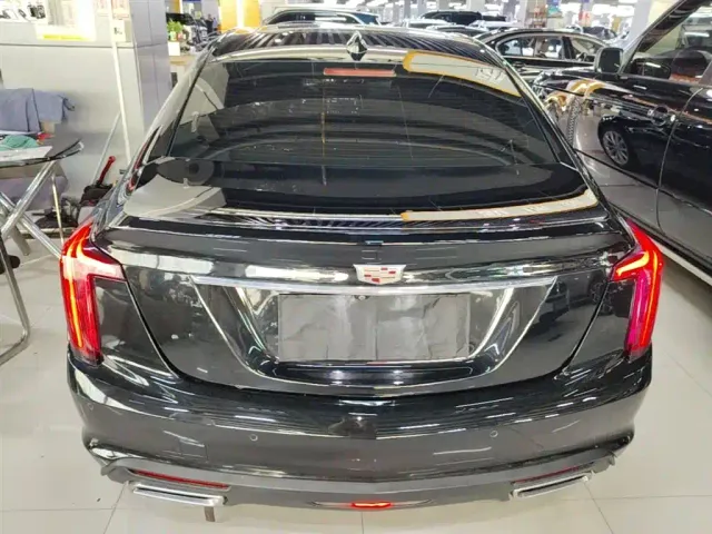Cadillac CT5 — Фото автомобиля 5