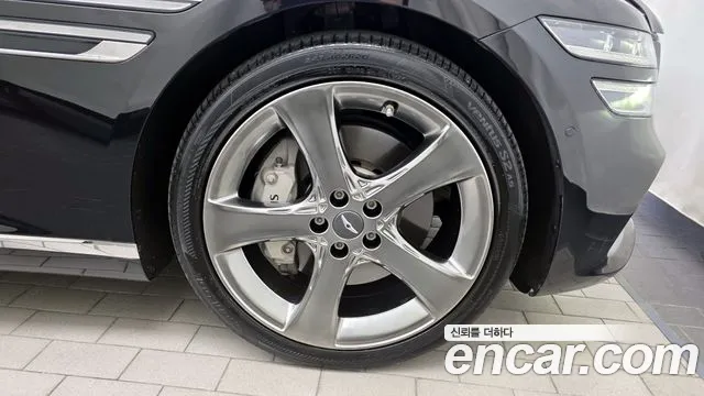 Genesis G80 Бензин 3.5 турбо AWD — Фото автомобиля 5