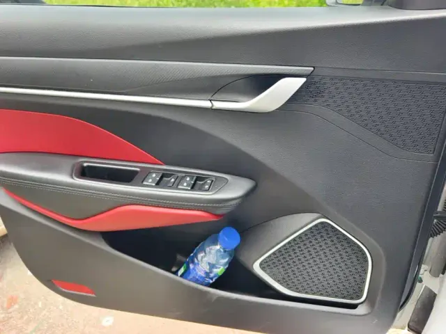 Geely Binrui — Фото автомобиля 7