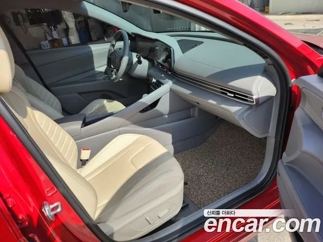 Hyundai Avante CN7 — Фото автомобиля 12