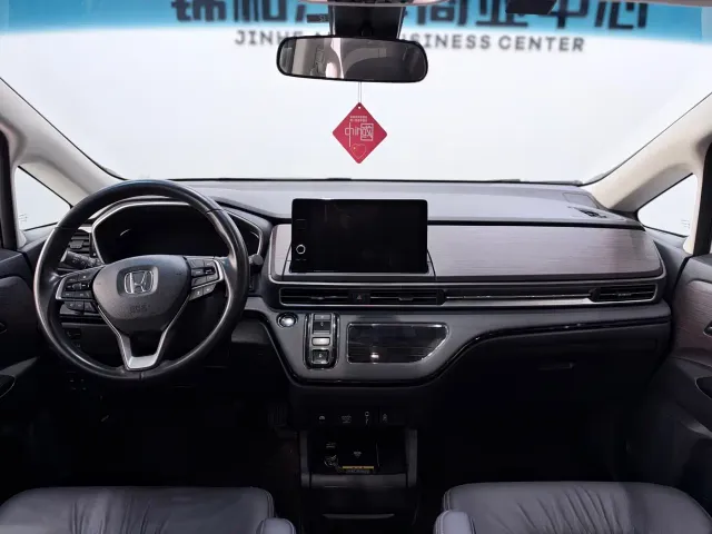 Honda Odyssey — Фото автомобиля 9