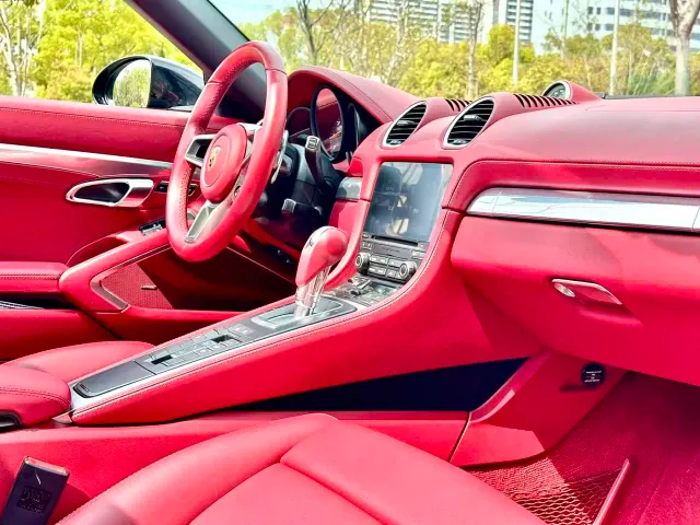 Porsche 718 — Фото автомобиля 8