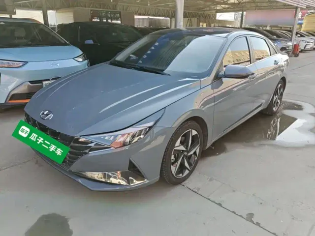 Фотография автомобиля — Hyundai Elantra