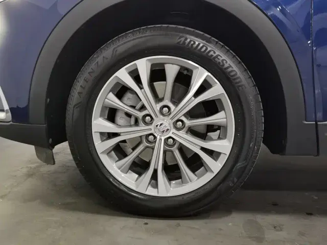Buick Envision Plus — Фото автомобиля 17