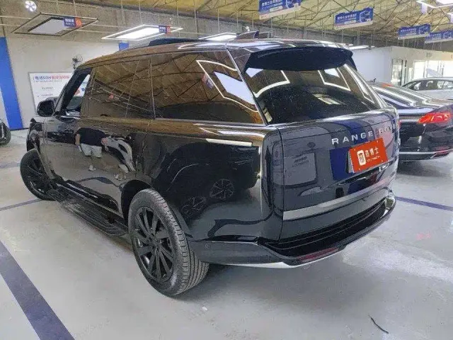 Land Rover Range Rover — Фото автомобиля 11
