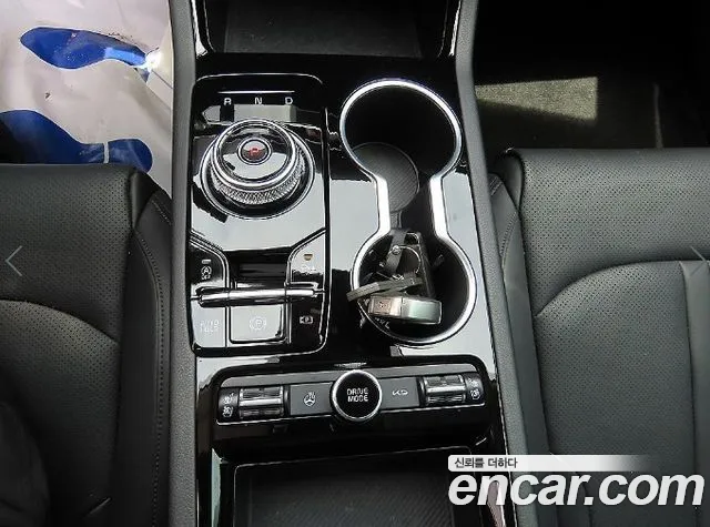 Kia K5 Generation 3 — Фото автомобиля 10