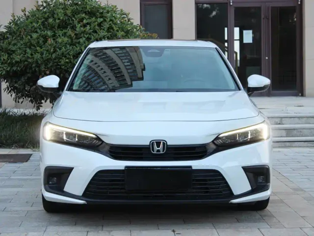 Honda Civic — Фото автомобиля 2