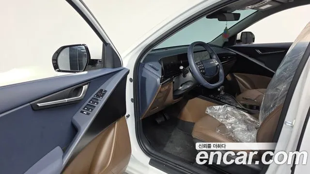 Kia Niro Prestige — Фото автомобиля 9