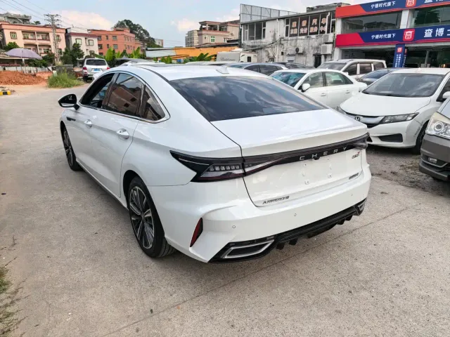 Chery Arrizo 8 — Фото автомобиля 10
