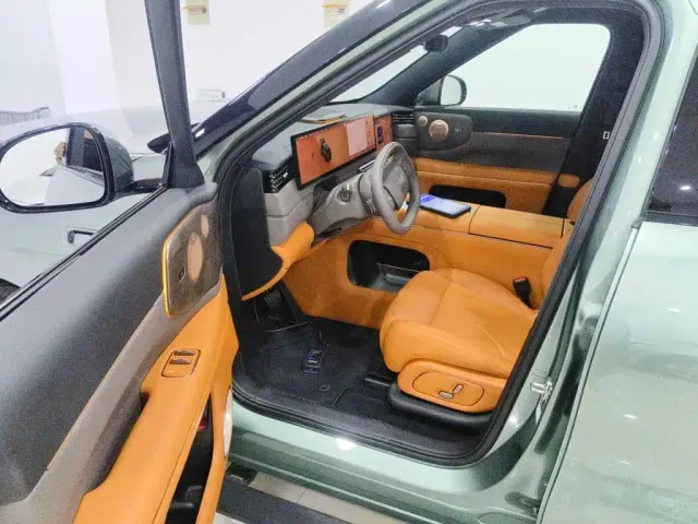 IM Motors LS8 — Фото автомобиля 8