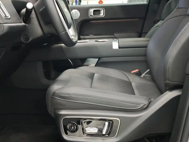Li Auto L7 — Фото автомобиля 5