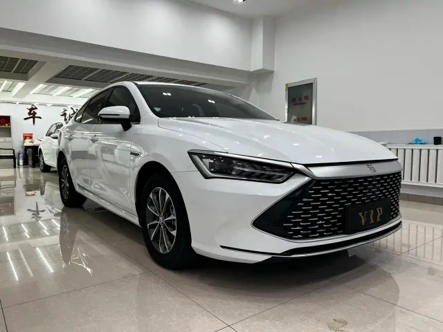 BYD Qin PLUS — Фото автомобиля 3