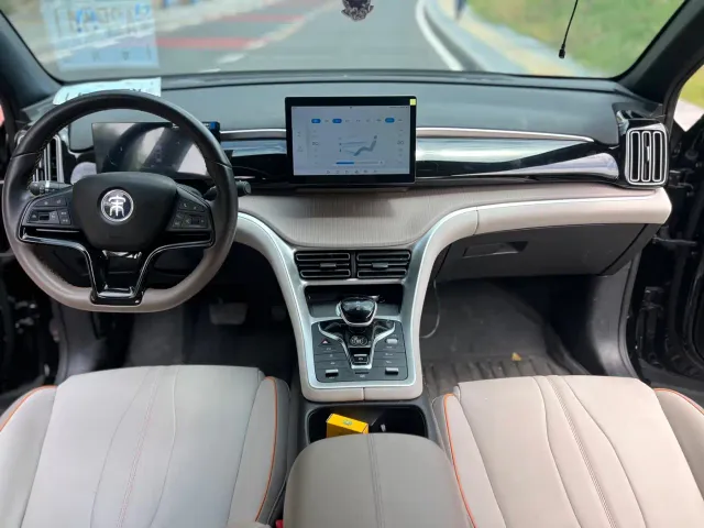 BYD Song Pro — Фото автомобиля 12