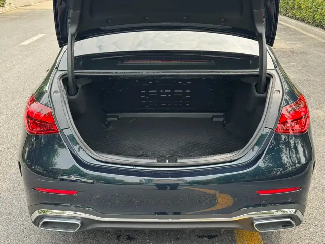 Mercedes-Benz C-Class — Фото автомобиля 17