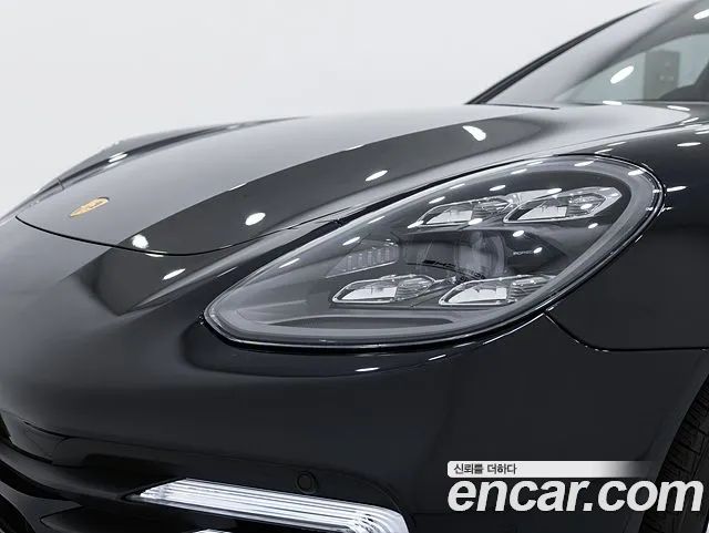 Porsche Panamera — Фото автомобиля 11