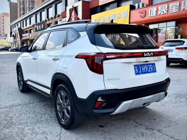 Kia Seltos — Фото автомобиля 4