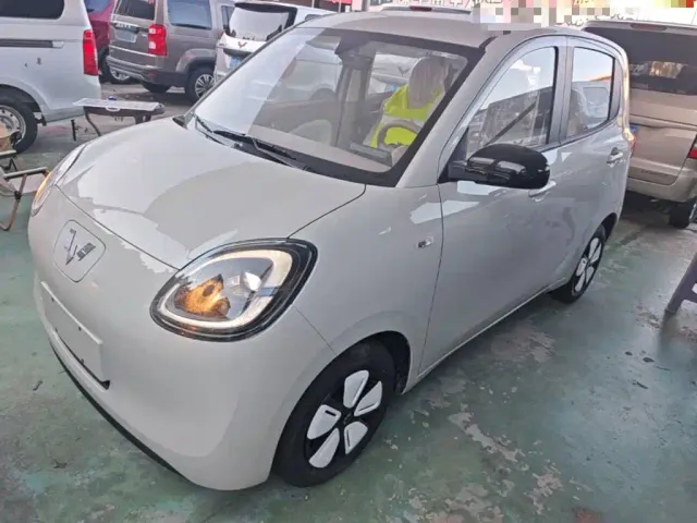Фотография автомобиля — Wuling Hongguang Mini EV