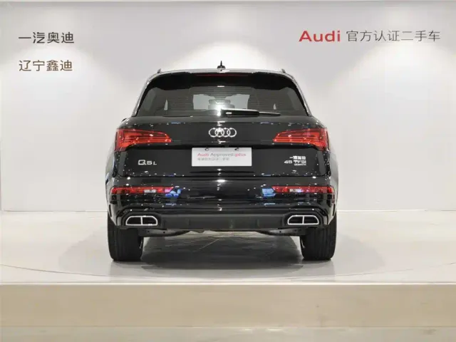 Audi Q5L — Фото автомобиля 5