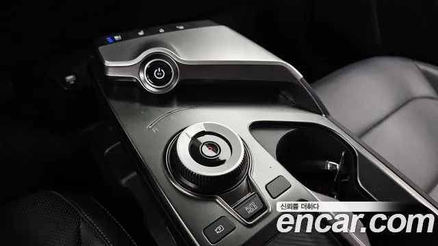 Kia EV6 Standard — Фото автомобиля 9