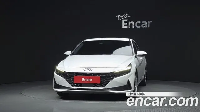 Hyundai AVANTE Avante (CN7) — Фото автомобиля 3