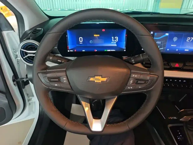 Chevrolet Monza — Фото автомобиля 10