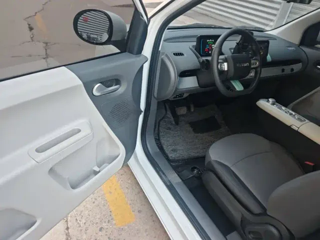 Changan Lumin — Фото автомобиля 15