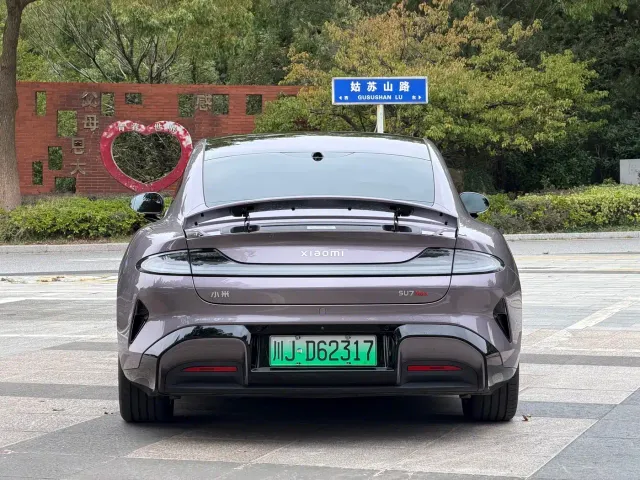 Xiaomi SU7 — Фото автомобиля 5