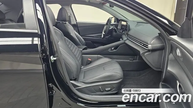 Hyundai AVANTE Новый Avante (CN7) — Фото автомобиля 24