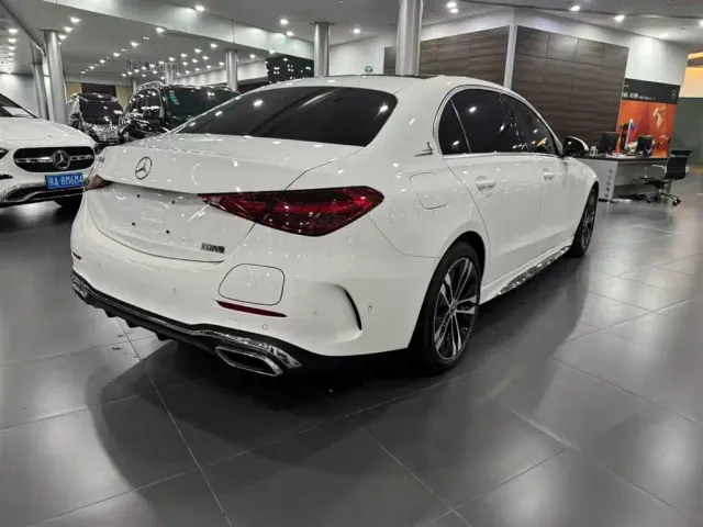 Mercedes-Benz C-Class — Фото автомобиля 5