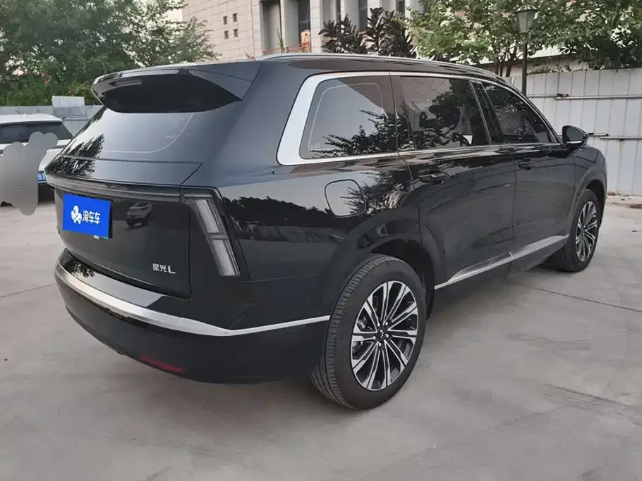 Wuling Motors Wuling Starlight L — Фото автомобиля 3