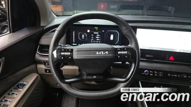 Kia Carnival Generation 4 — Фото автомобиля 13