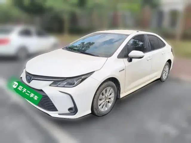 Фотография автомобиля — Toyota Corolla
