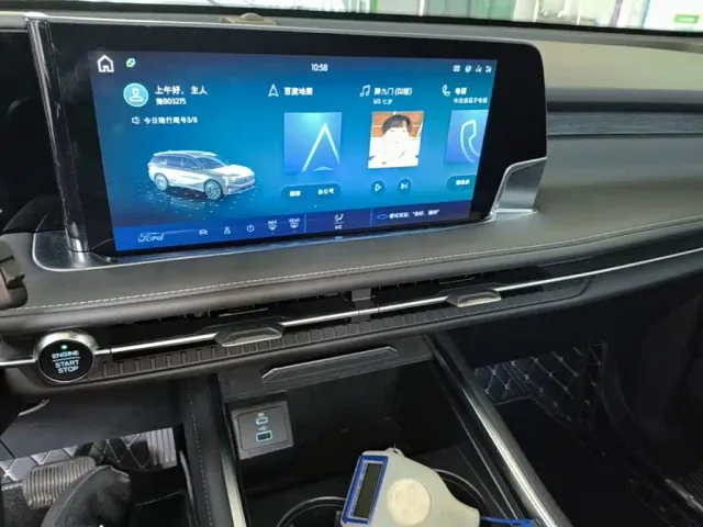 Ford Edge — Фото автомобиля 12