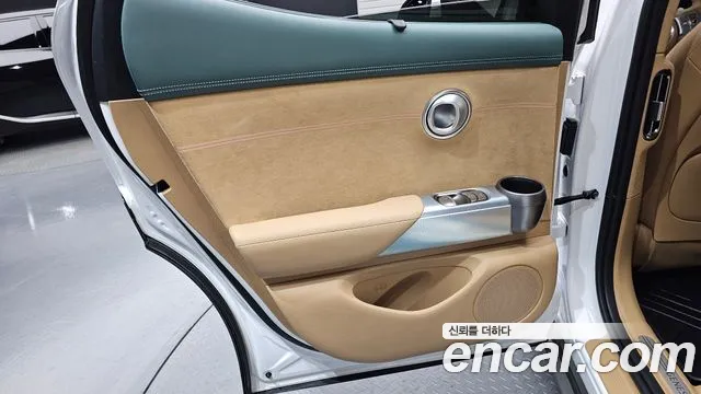 Genesis GV60 — Фото автомобиля 24