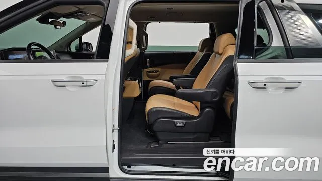Kia Canival Carnival 4 поколение Бензин 9 мест Noblesse — Фото автомобиля 23