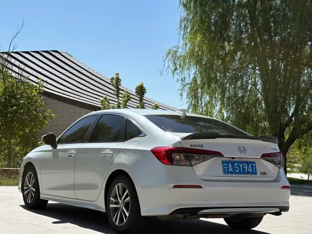 Honda Civic — Фото автомобиля 7
