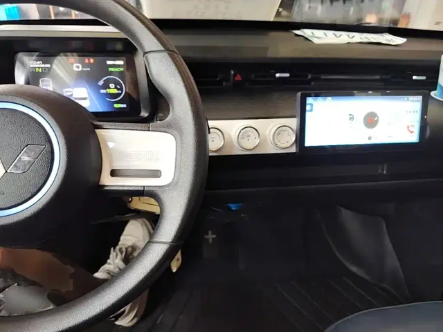 Wuling Hongguang Mini EV — Фото автомобиля 9